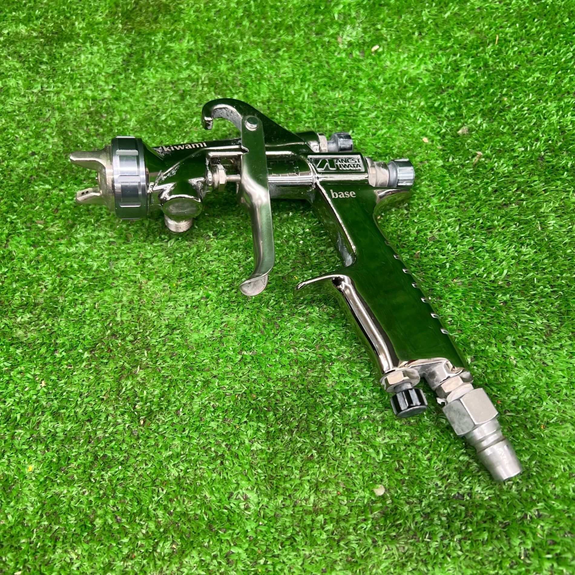 アネスト岩田 KIWAMIガンシリーズ 重力式スプレーガン 口径φ1.3mm