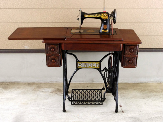 シンガーモデル15K アンティーク足踏みミシン ～ アンティークミシン
