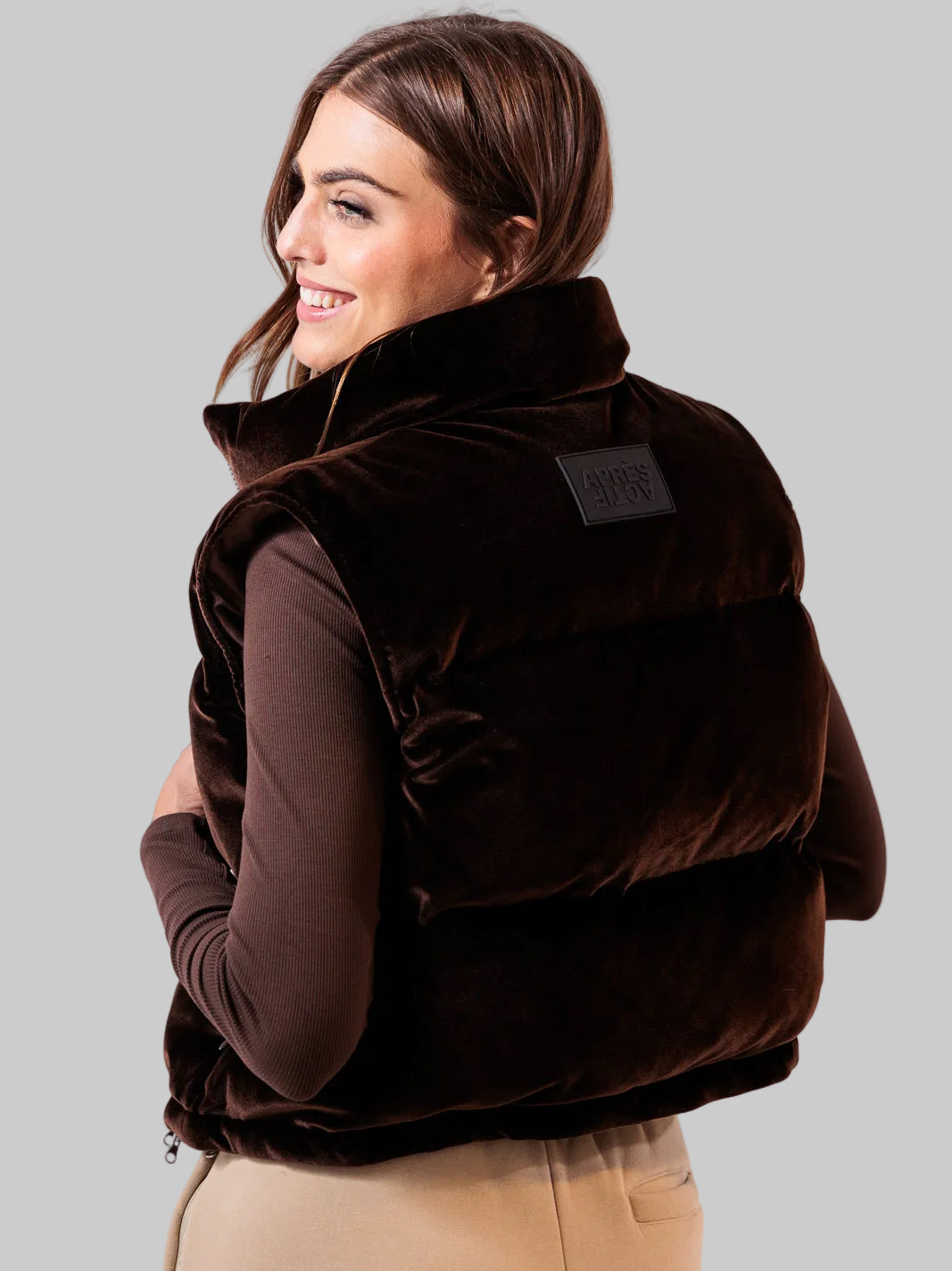 Alps Velvet Down Vest — Espresso – Après Actif