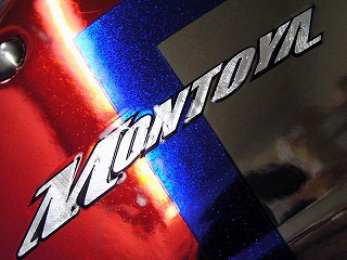 2005 モントーヤ プロモ用ヘルメット