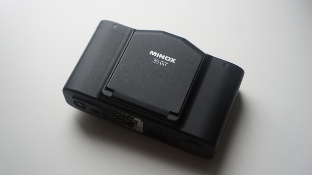 最軽量のフィルムカメラ Minox 35 GT。散歩や旅にぴったり