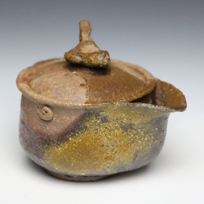 原田拾六 魚つまみ宝瓶 備前焼急須 満容量160ml 薪窯焼成 無釉焼〆