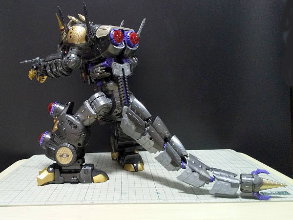 ワルダロス＜エヴォルギガンター＞ ダイアクロン DA-75/DA-76 レビュー