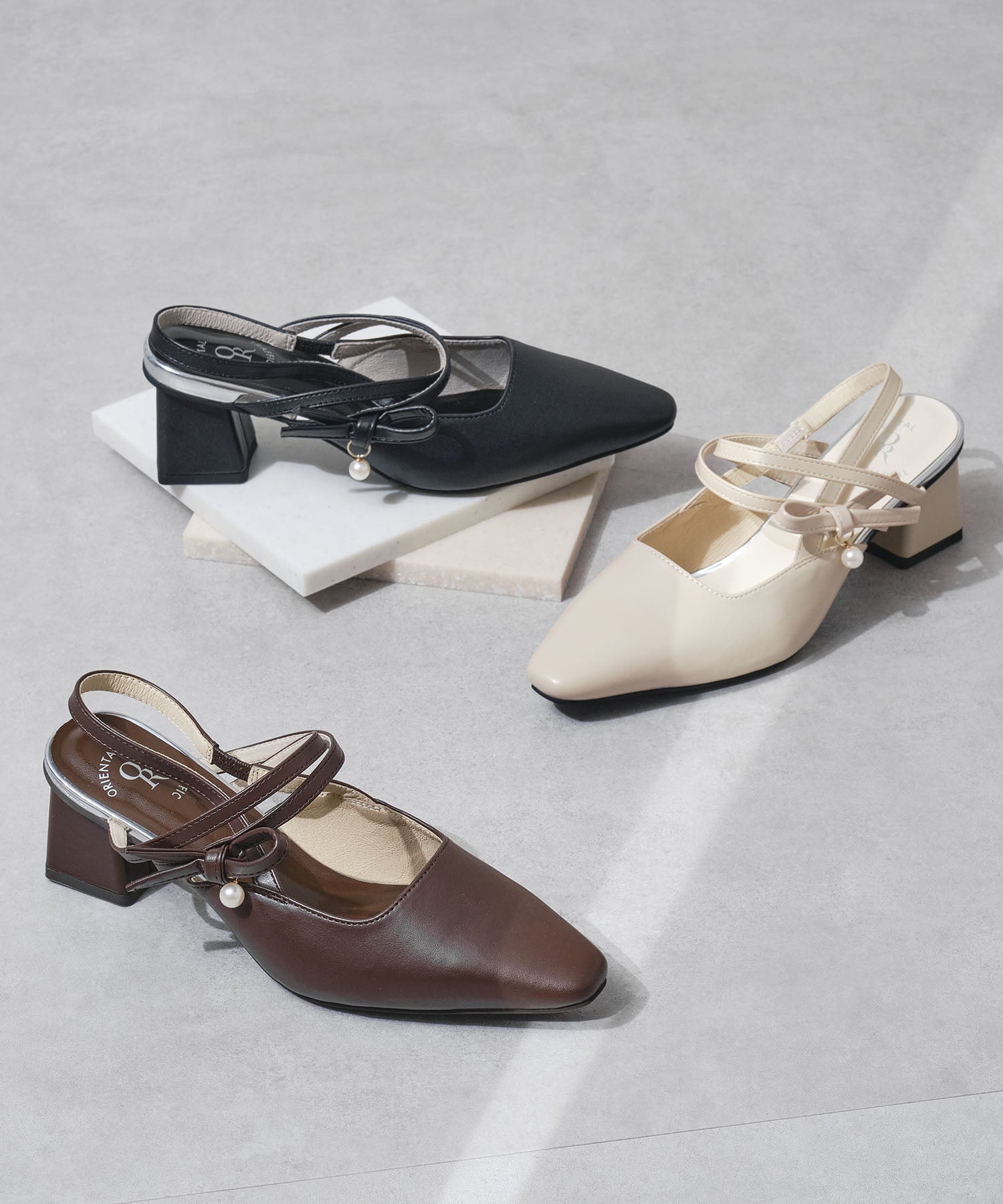 パールチャーム付きバックストラップパンプス/56316 – ORIENTALTRAFFIC