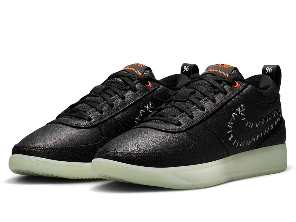 デビン・ブッカー シグネチャーシューズより『NIKE BOOK 1 EP