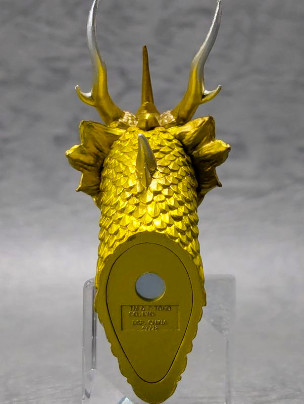 玩栗犬と、一番くじ ゴジラ 大怪獣列伝G モンスターヘッドマグネット