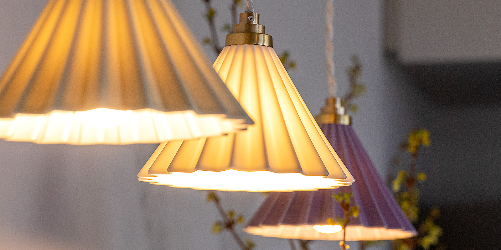 ORIGAMIドリッパーをランプシェードにしたdripper lamp(ドリッパーランプ)