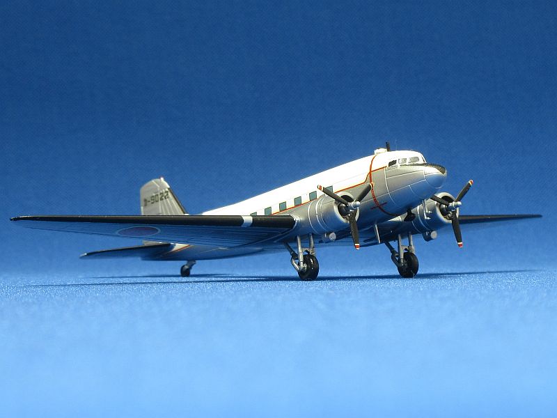 ハセガワ1/200 R4D-6(海上自衛隊)