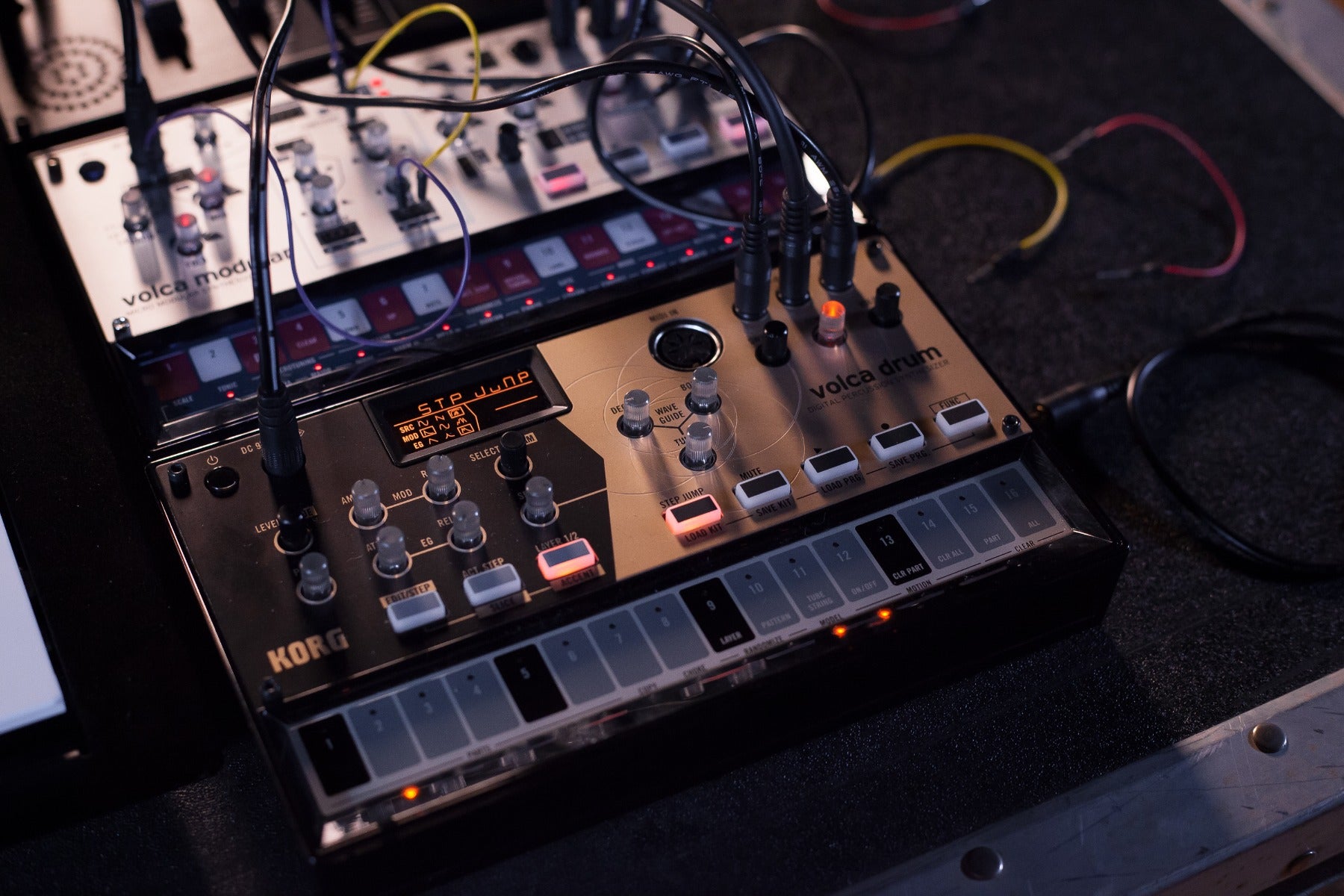 Korg Volca Drum Digital Percussion Synthesizer POWER KIT – Kraft Music