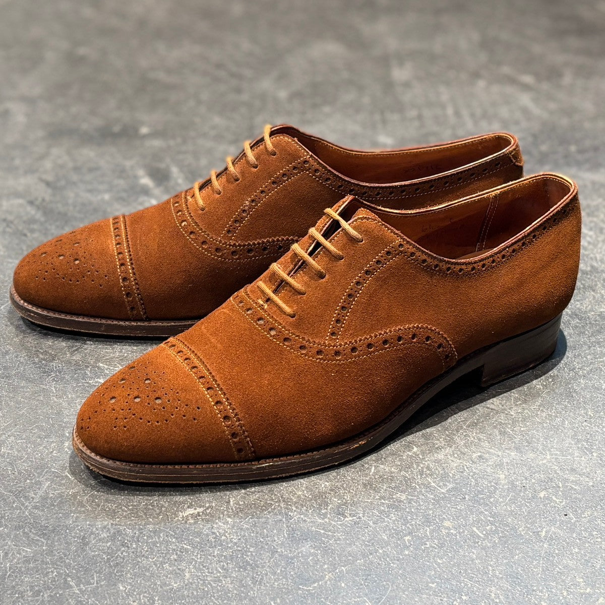 JOHN LOBB】ジョンロブ スエードシューズ セイモア パンチドキャップ