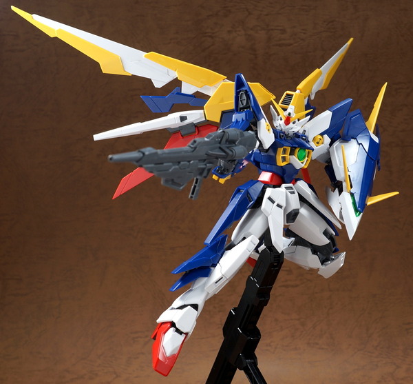 MG 1/100 フェニーチェリナーシタアルバ 製作03 パチ組みレビュー