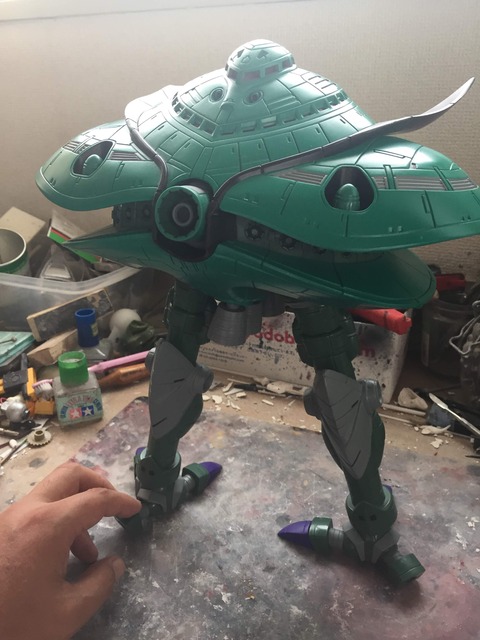 MIAビグザム製作記その1 分解してみた : 戦争の子犬たち