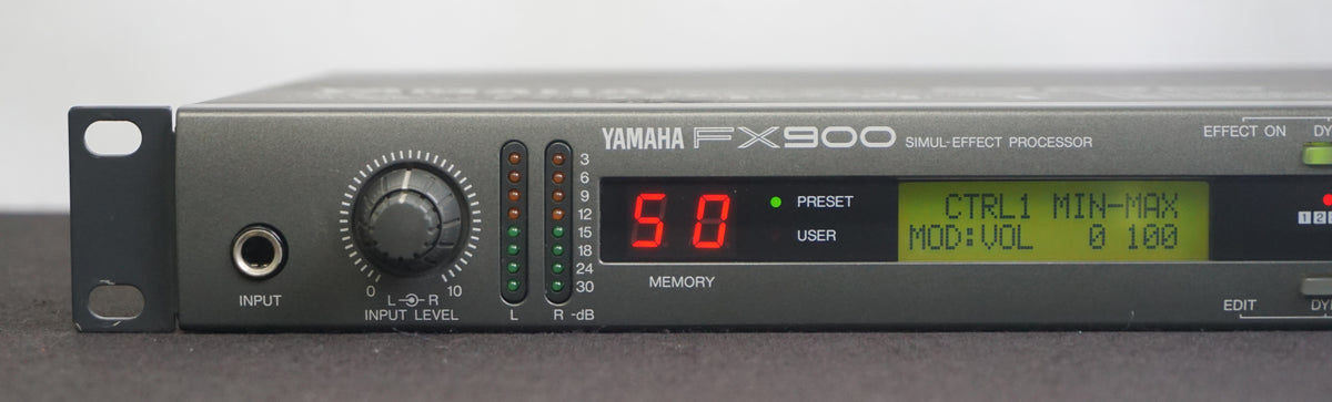 Yamaha FX900 80'S Digital Multi Effects FX Processor 1U Rack Mount