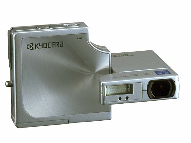 京セラ、「Finecam SL300R」の発売を10月10日に延期