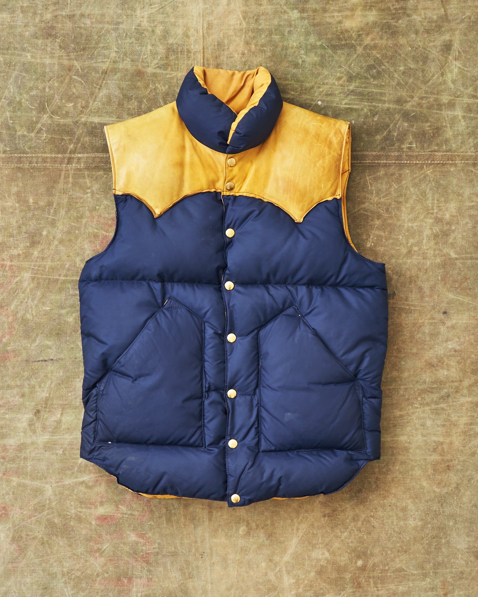 Vintage Rocky Mountain Featherbed Nylon Down Vest Size 40 – Second