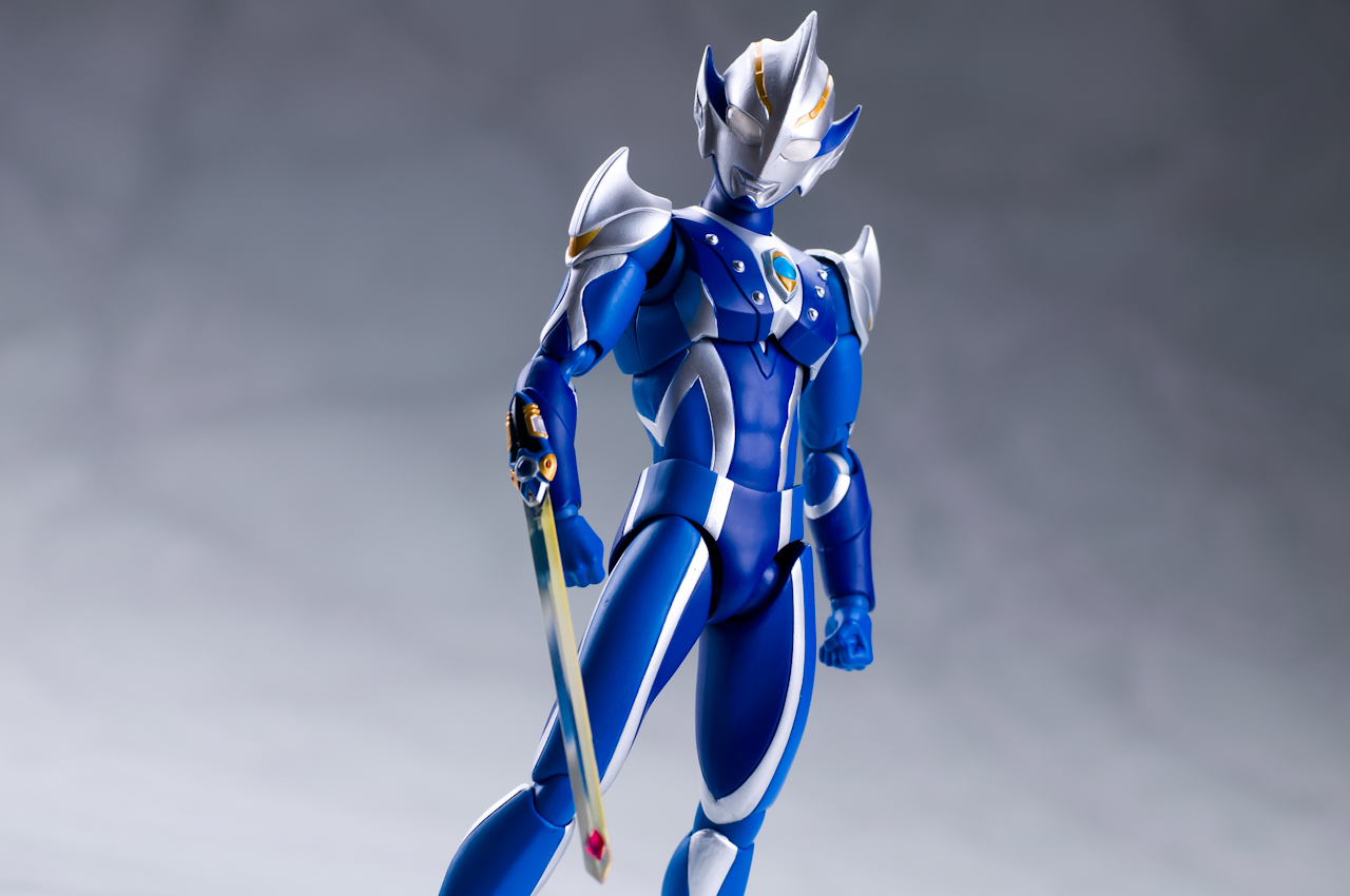 レビュー】 バンダイ 魂ウェブ商店 ULTRA-ACT ウルトラマンヒカリ