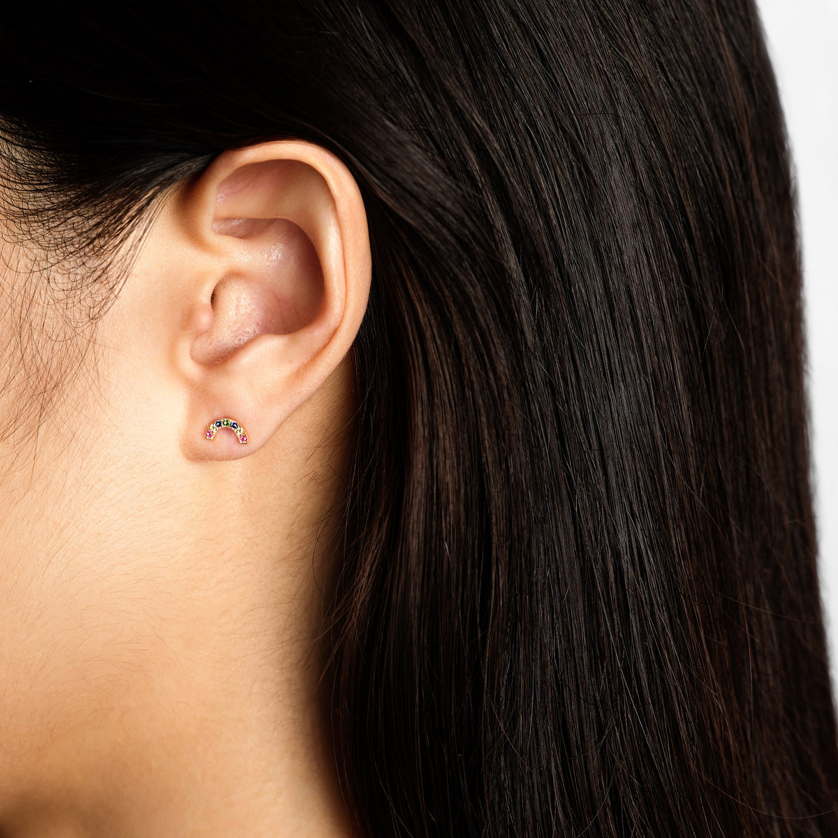 プチレインボーピアス – Bijou de M