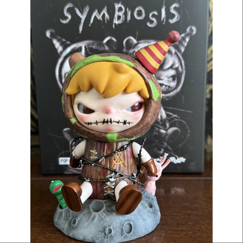 Hirono Polar Symbiosis Art Toy Figurine 2024 LIMITED – TOYSEZ