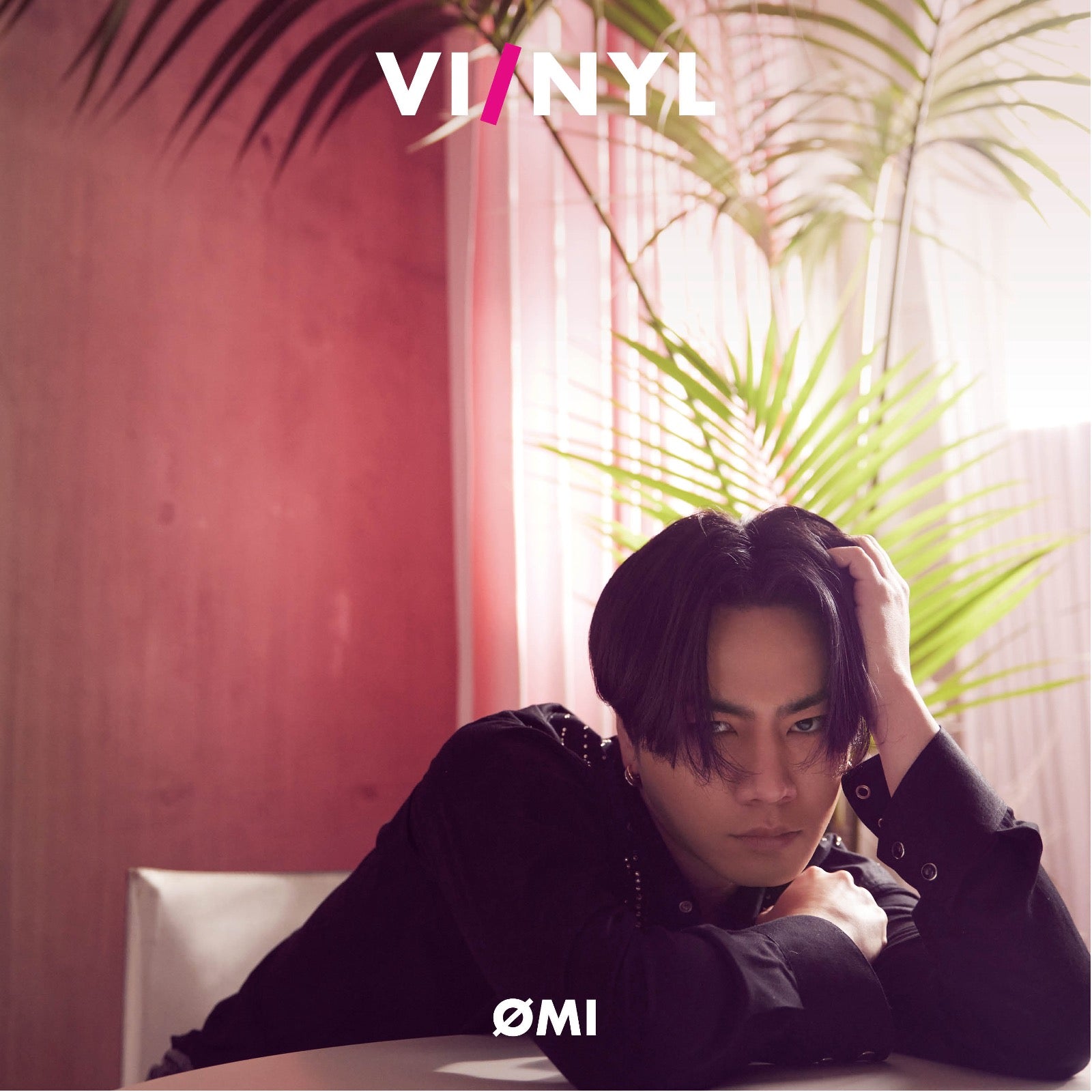 006表紙解禁】登坂広臣によるソロプロジェクト《ØMI》がカバー＆中面30