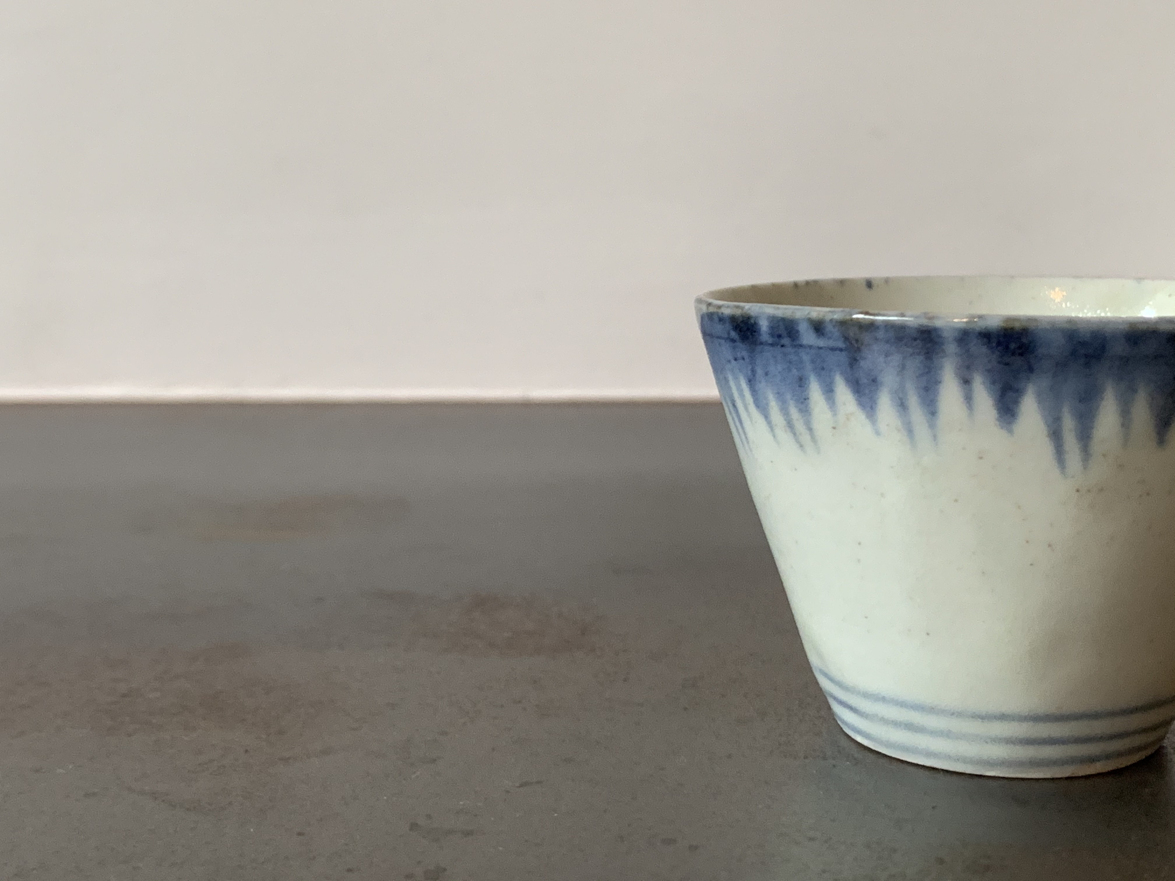 古伊万里雨降り文猪口｜古美術 桃凛