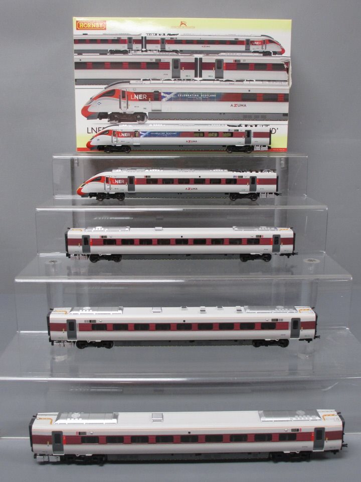 Hornby R3827 OO LNER Hitachi 800/1 Azuma Passenger Car Set #800