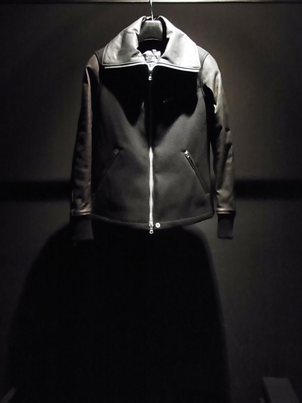 1303-01 ポルトガルバッファロースタジャン イサムカタヤマ バック