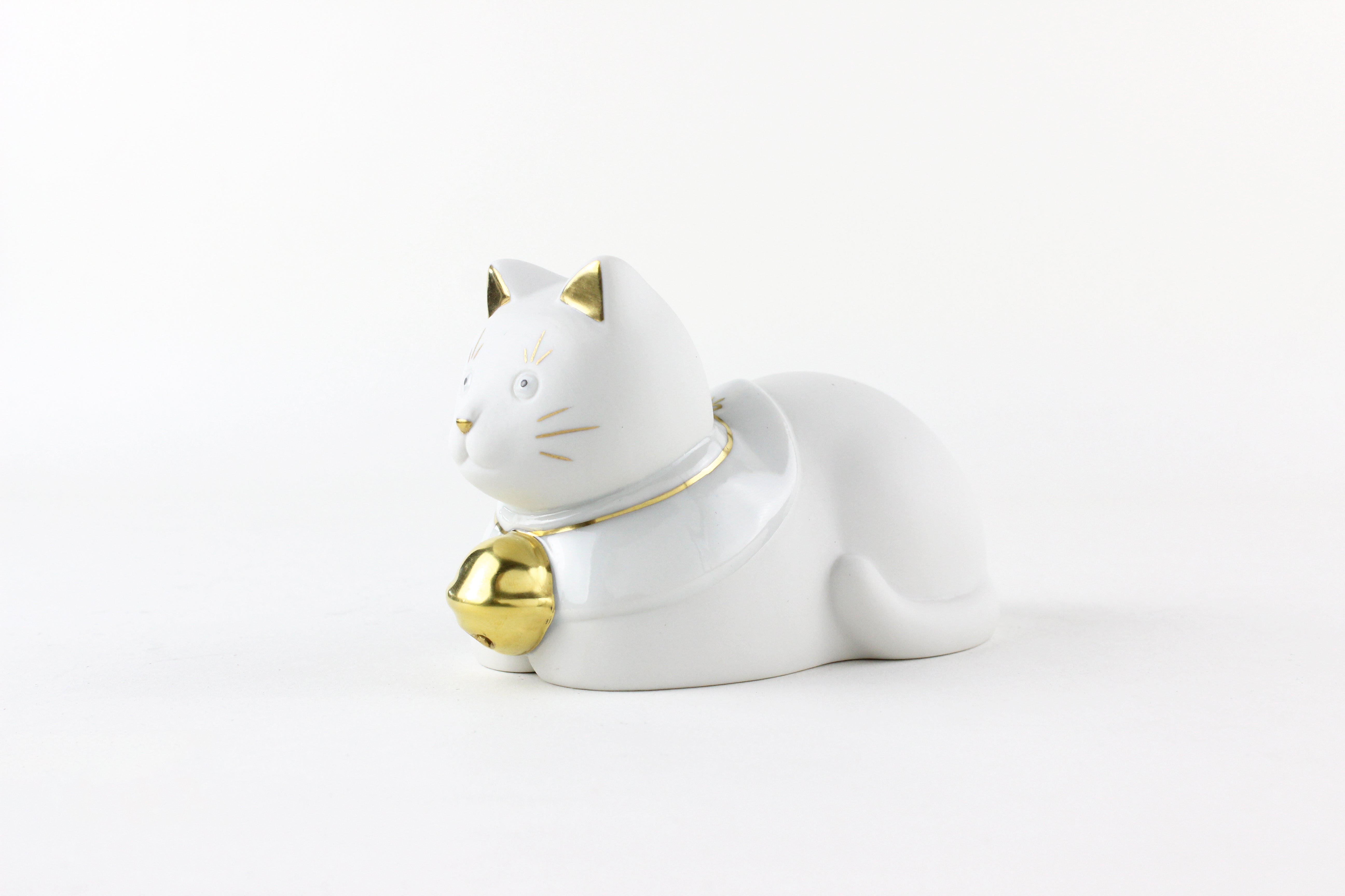 3%寄付】ちょうえもん座猫 金白 – 上出長右衛門窯オンラインショップ