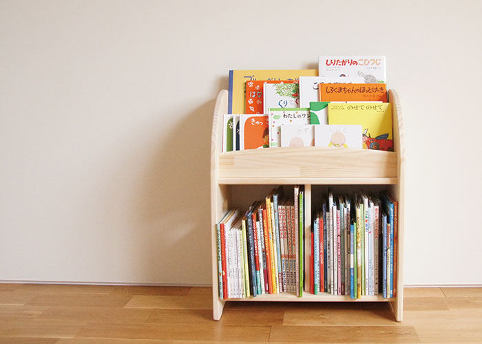 木遊舎 絵本棚 国産 木製【ほんたて-M-パイン（完成品・横幅53cm