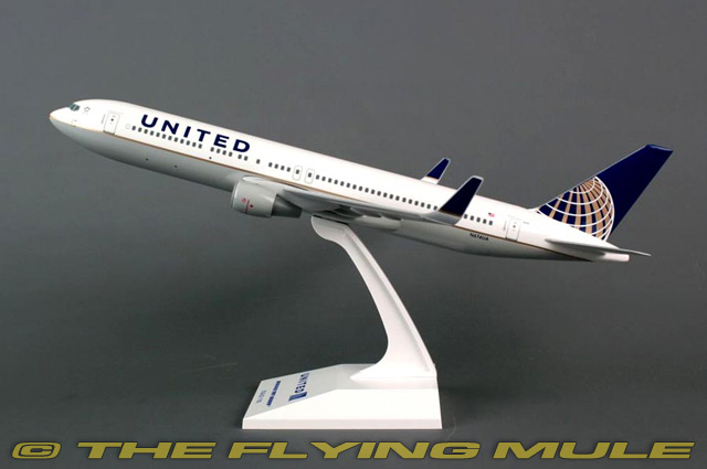 767-300 1:150 Display Model - Skymarks SK-SKR626 - $41.95