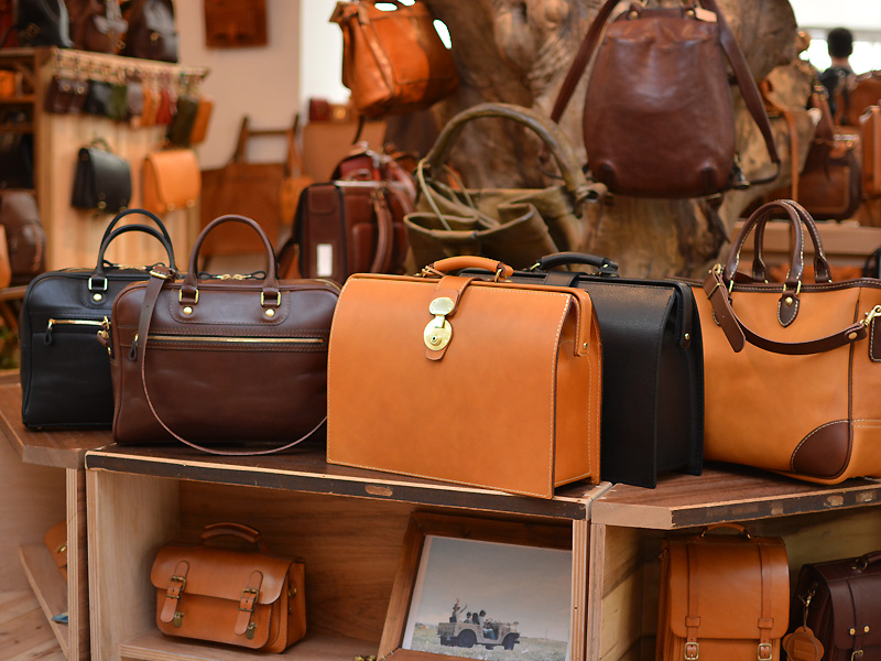 新生活には新しいビジネスバッグ。相棒になる鞄を探しに来てください
