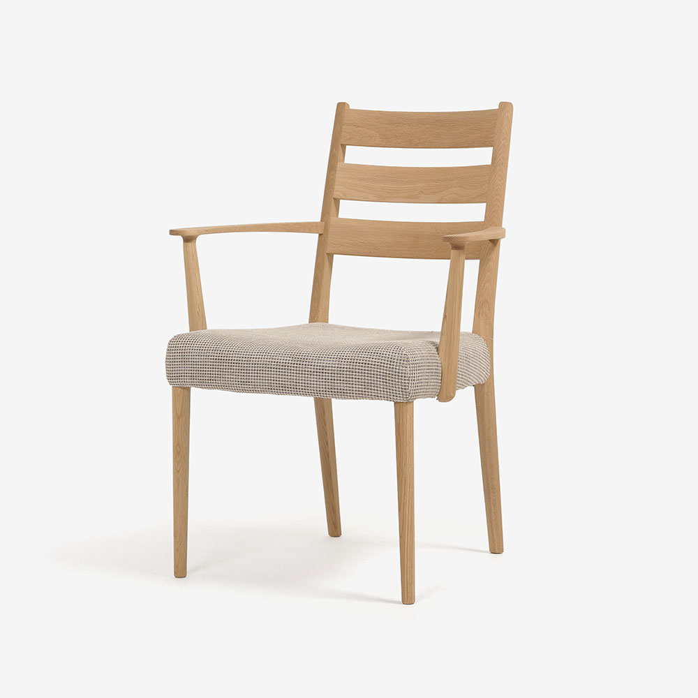 カリモク家具 ダイニングチェア（アーム付き）「C3010DCEG」オーク材