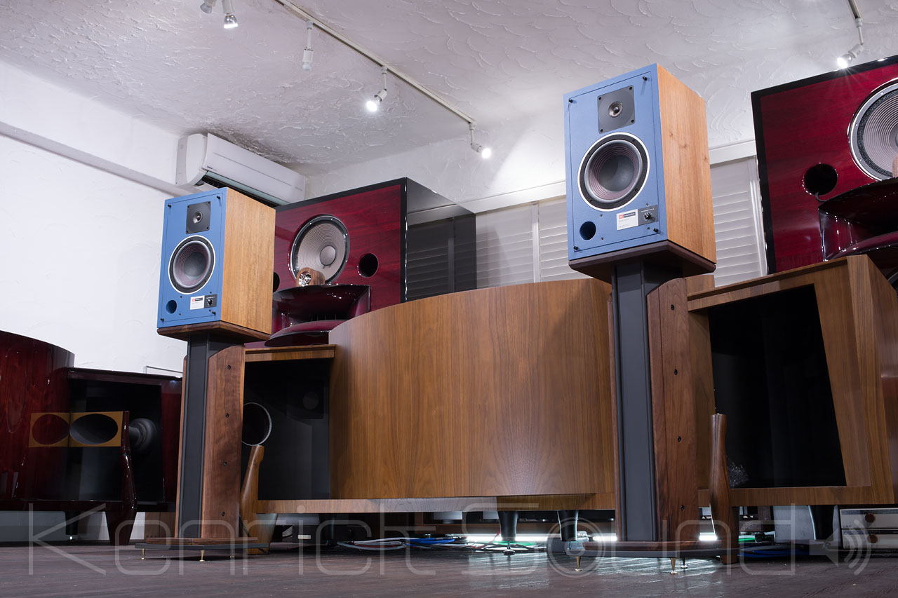 新品超え JBL 4301B 音は別格ケンリック水準 トランス式ATT 特別