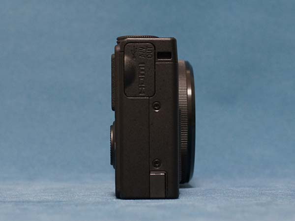 ニコン Nikon COOLPIX P330の徹底レビュー 高級コンパクト /monox