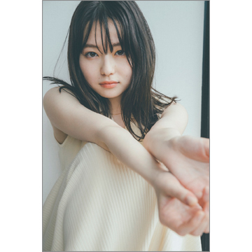 山田杏奈セカンド写真集「BLUE」 | TOKYO NEWS マガジン＆ムック