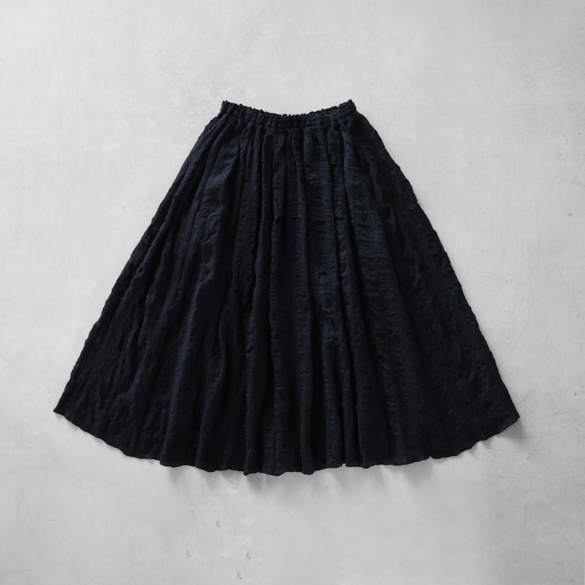 HUIS×尾州”縮絨綿ウールガーゼロングスカート【レディス】U402を