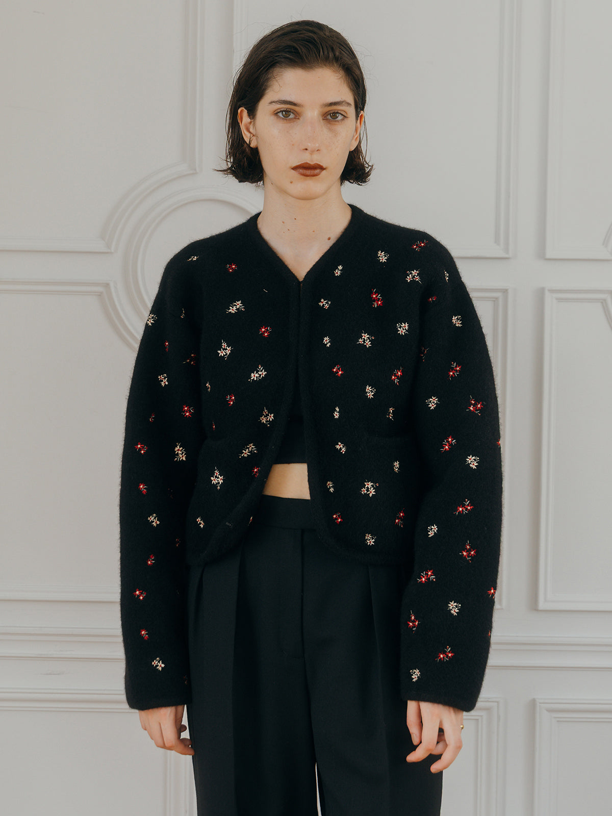 FLOWER EMBROIDERY KNIT JACKET