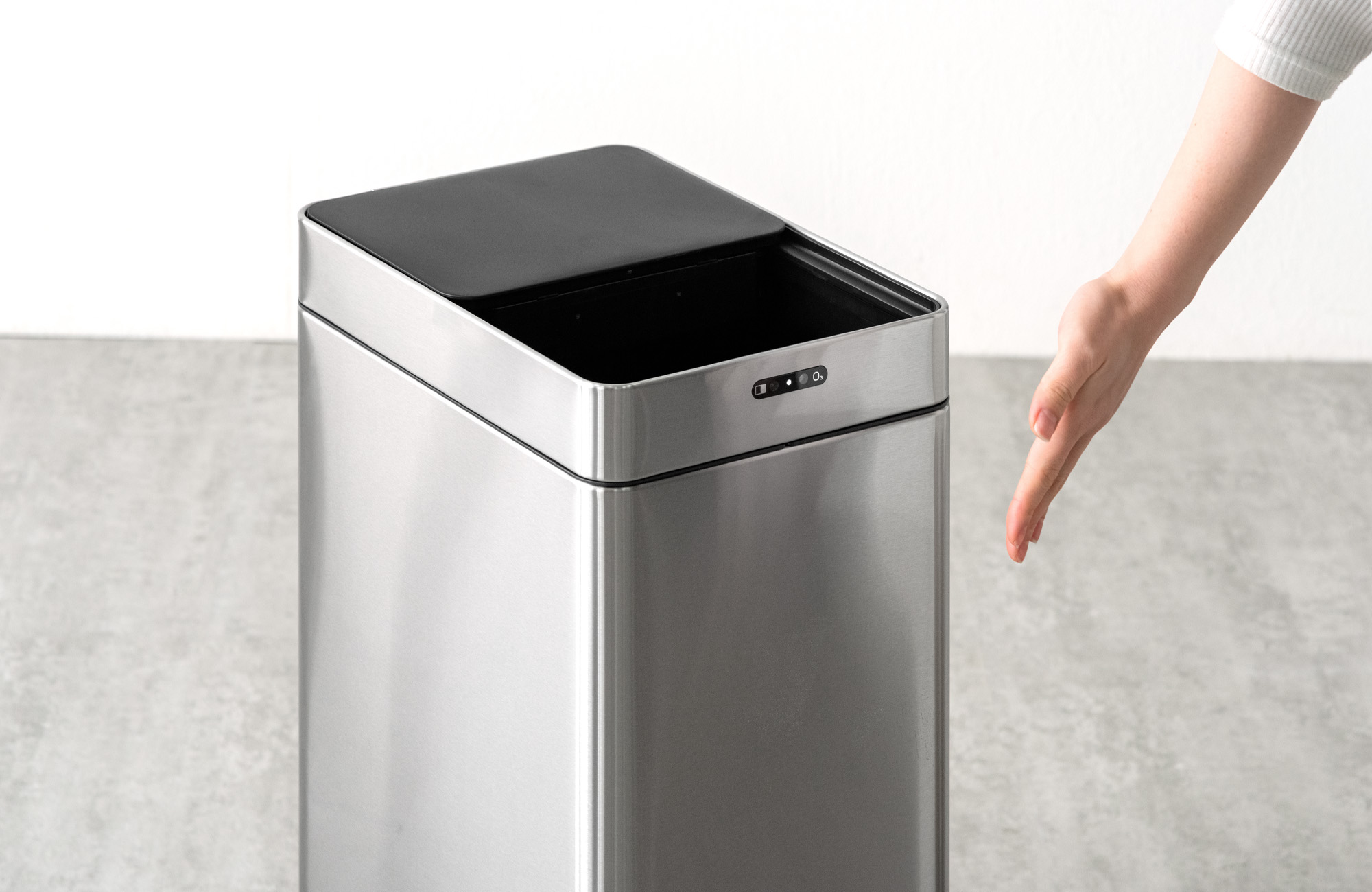 □＜リリース＞『自動開閉ダストボックス』発売 | タンスのゲン株式会社