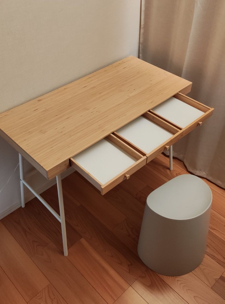 IKEAのオシャレな竹材デスク、リルオーセンを購入しました | 旅と家