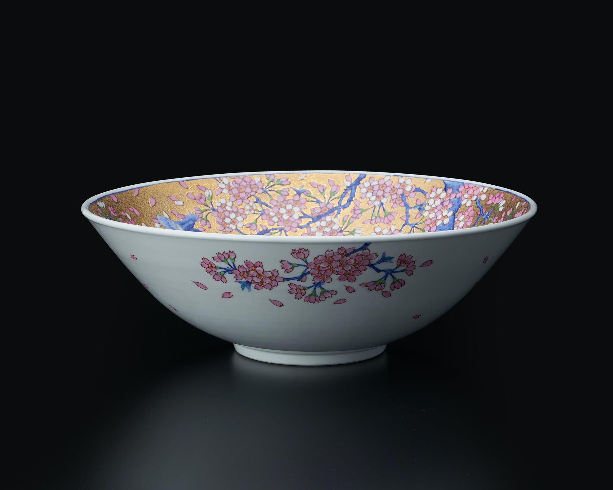 飾り「飾鉢 金彩桜花鳥図」 金龍窯 江口天童 有田焼 陶磁器 – Takumi Japan