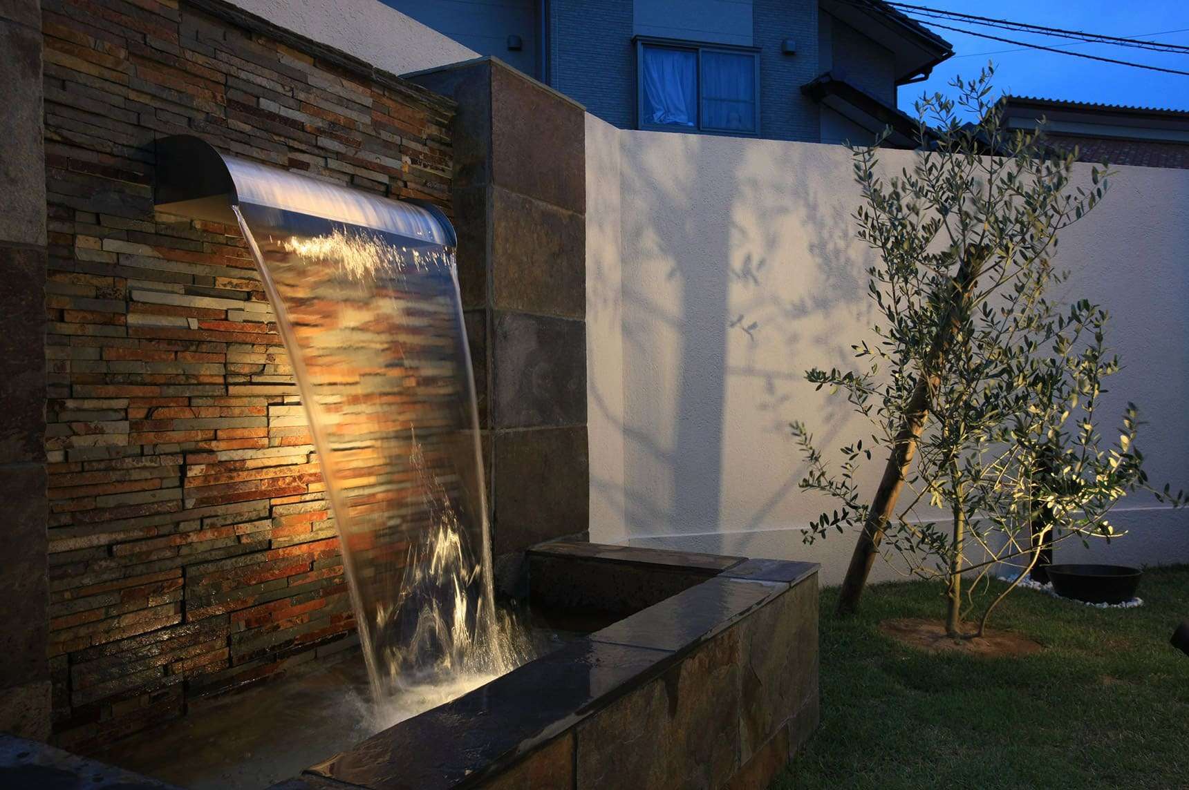 ウォーターライト | 屋外照明なら「株式会社タカショーデジテック」