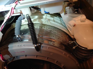 日立、ドラム式洗濯機(BD-SG100F)、東京都中央区で分解清掃 | 相模原市