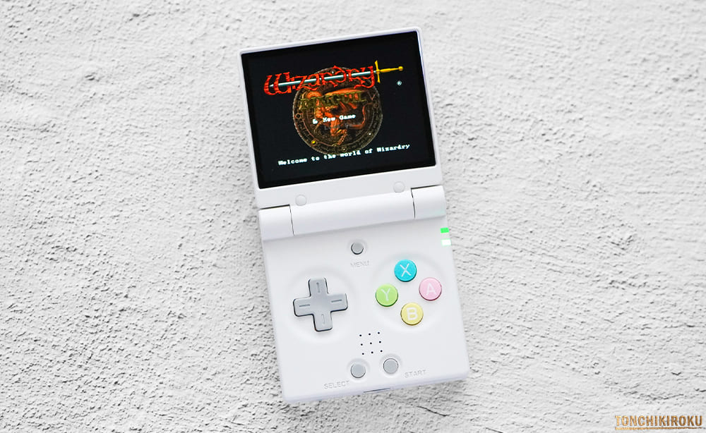 中華ゲーム機「Miyoo Mini Flip」レビュー｜小型クラムシェル＆高携帯