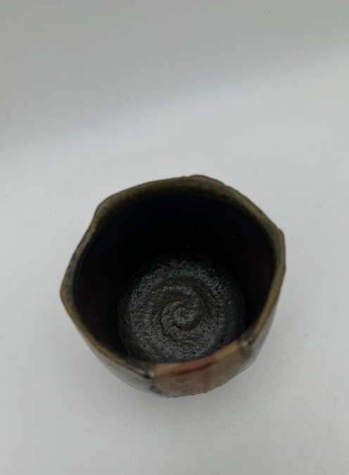 備前焼】黒備前 面取杯 作家：村井八重美