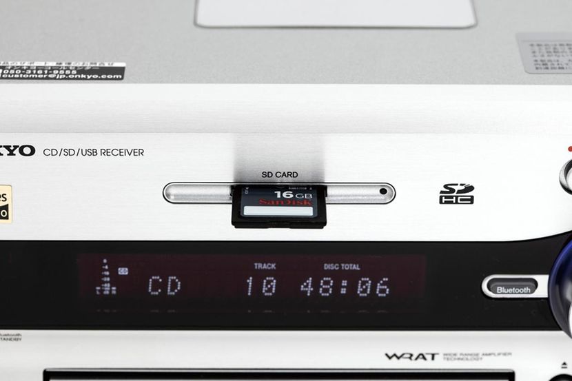 CDやラジオの録音機能を備えたオンキョー(ONKYO)のミニコンポ「X