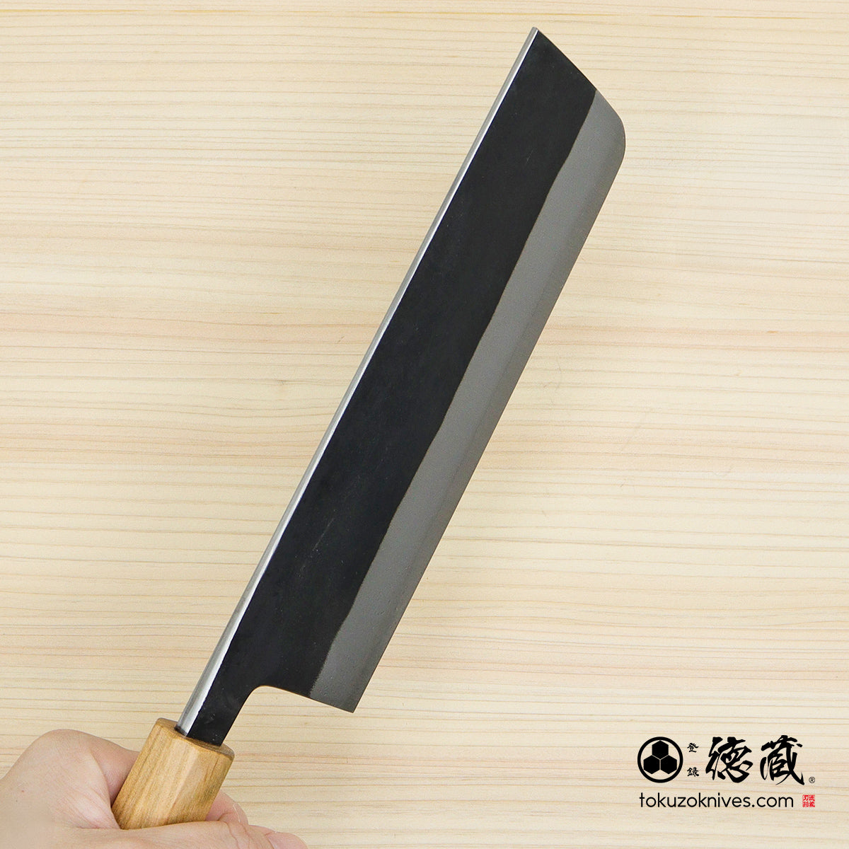 白二 黒打仕上 菜切包丁 サクラ八角柄 – 徳蔵刃物 TOKUZO KNIVES