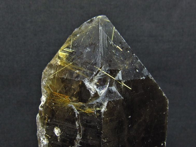 2.2Kg スモーキークォーツ 煙水晶 原石 ルチルクォーツ入り 台座付属