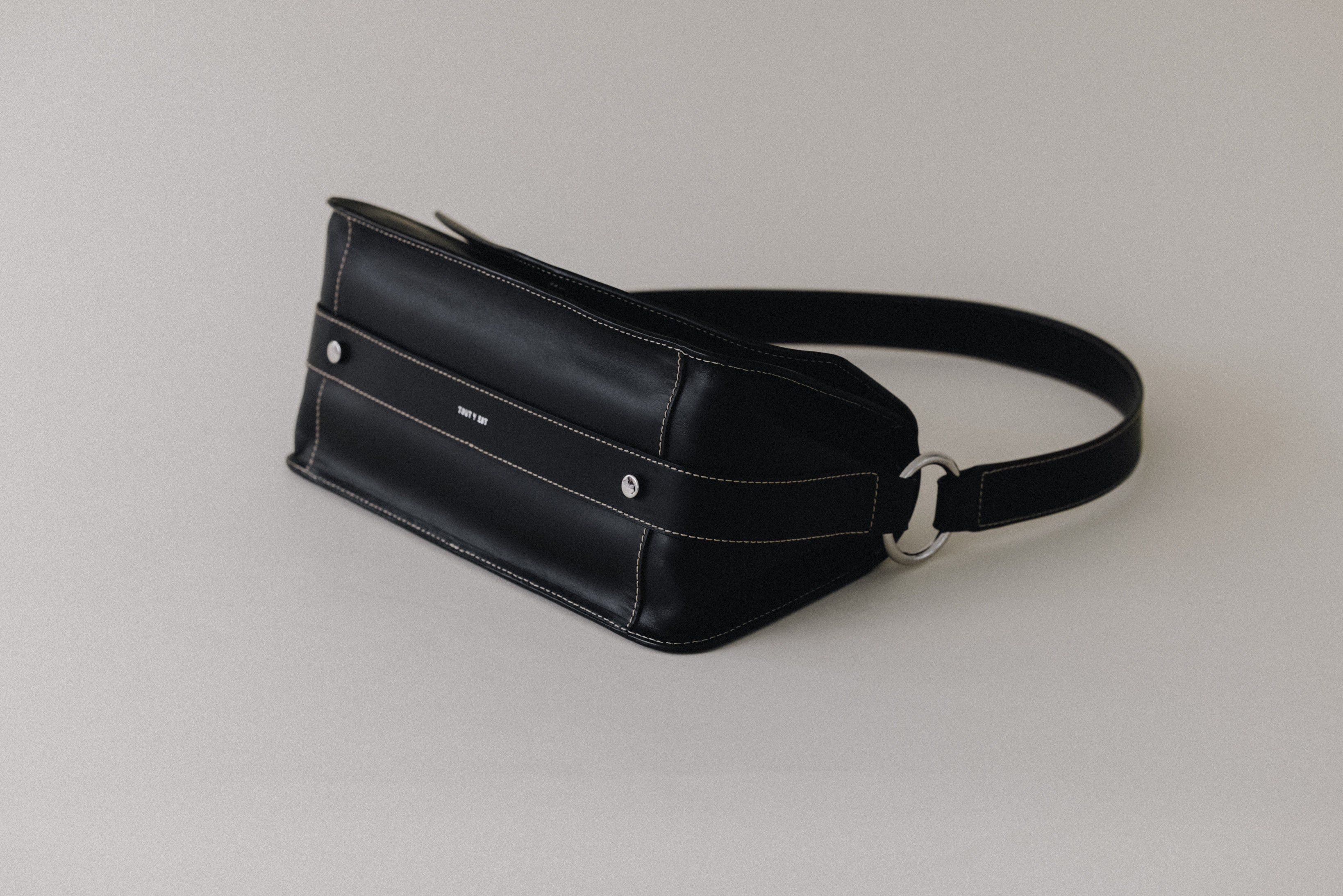 SAC POULIE BLACK – TOUT Y EST JP