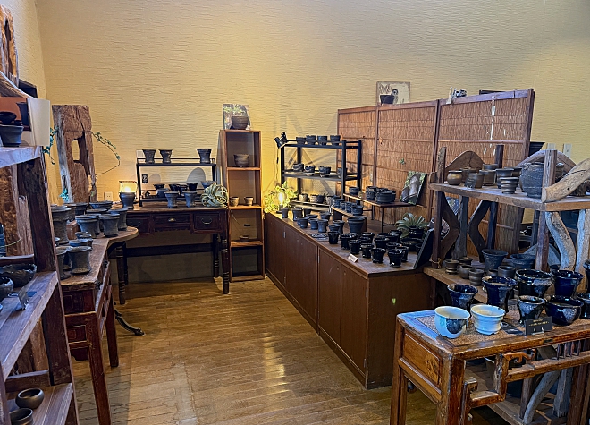 YOKOYAMA CAUDEX ART益子本店 ～塊根植物 アガベ鉢専門店～ | 益子焼