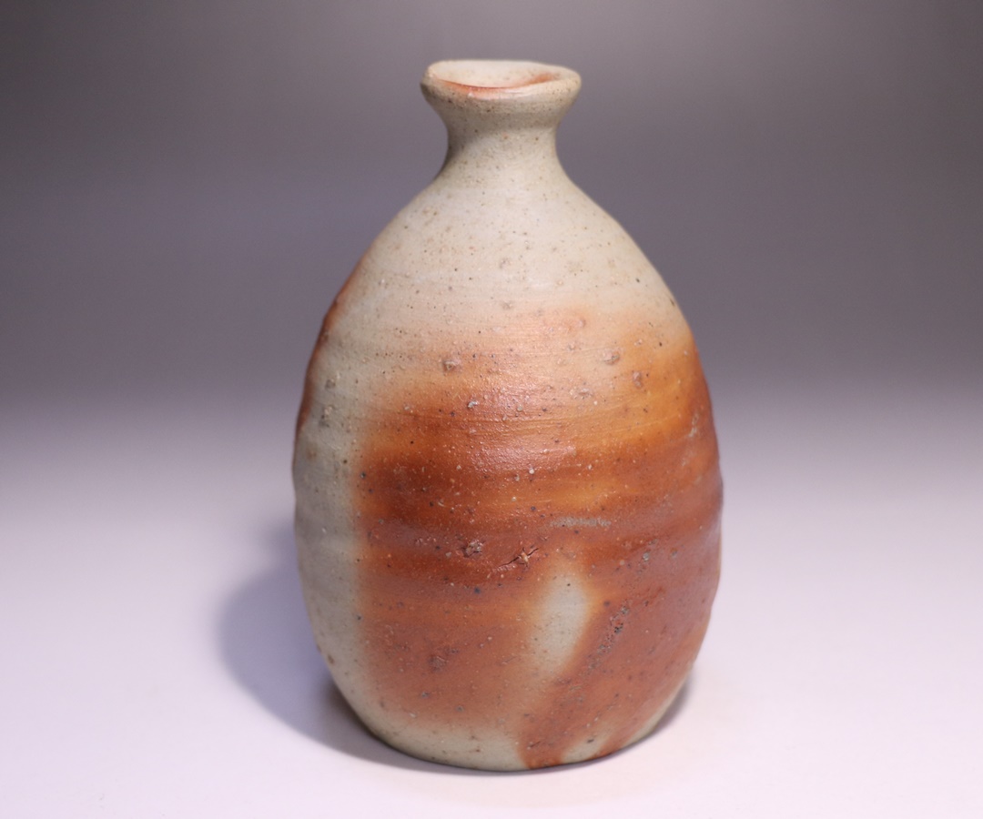 金重陶陽 作 「備前緋襷徳利」 ～備前焼専門卸小売店 川口陶楽苑～