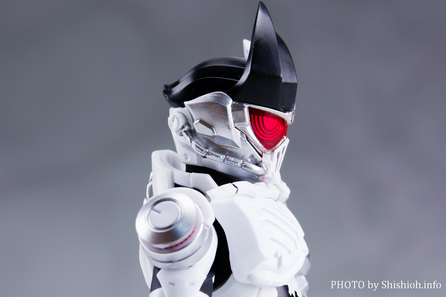 レビュー】S.H.Figuarts 仮面ライダーゲンム ゾンビゲーマー レベルX
